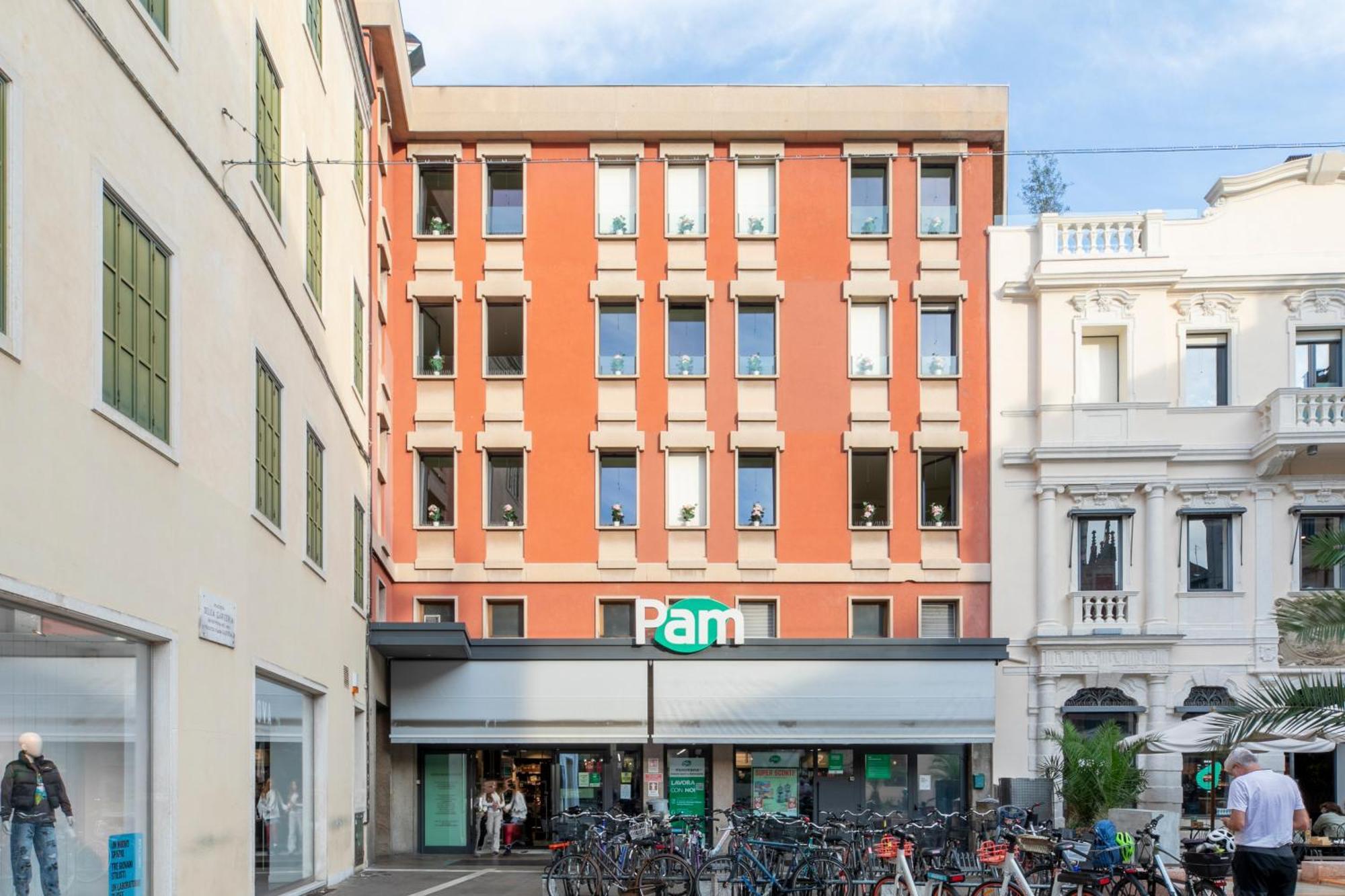 Erik Langer Pedrocchi Suites Padua Exterior foto