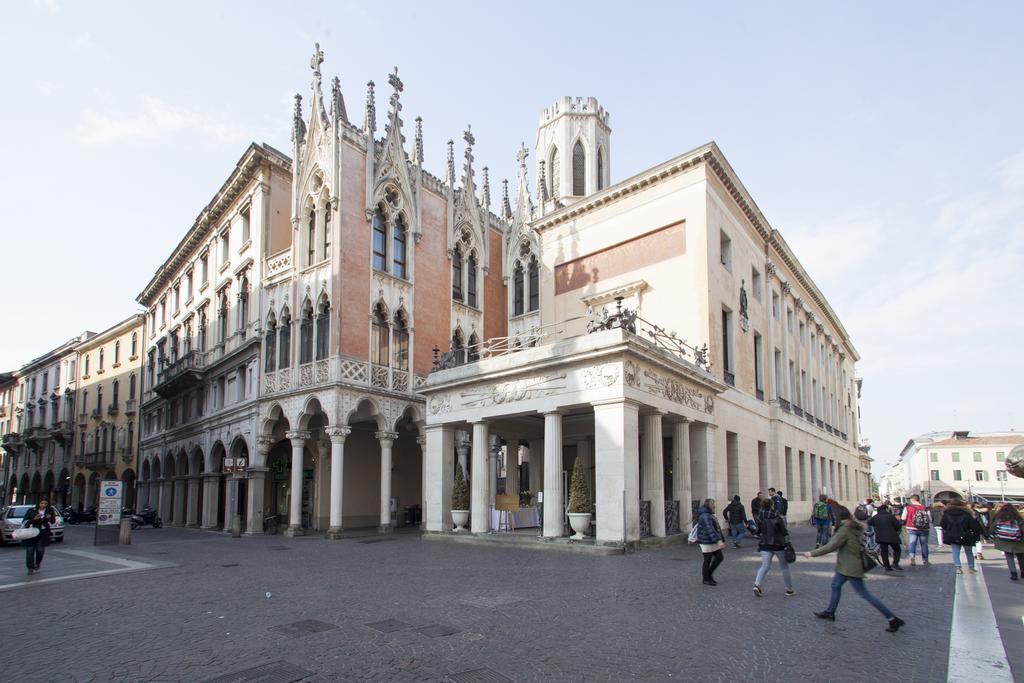 Erik Langer Pedrocchi Suites Padua Exterior foto