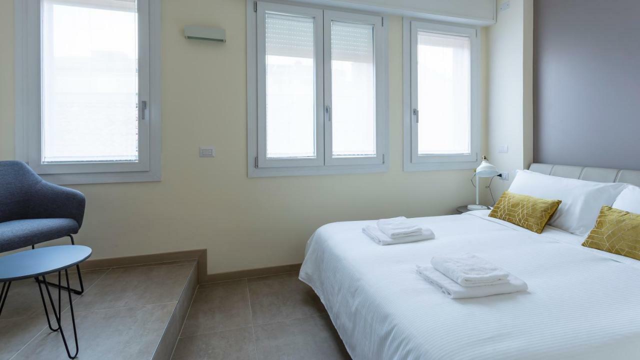 Erik Langer Pedrocchi Suites Padua Exterior foto