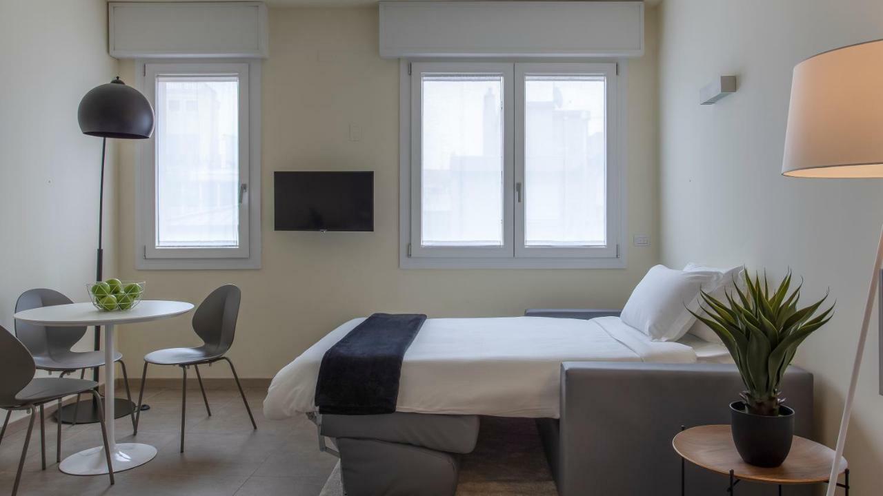 Erik Langer Pedrocchi Suites Padua Exterior foto