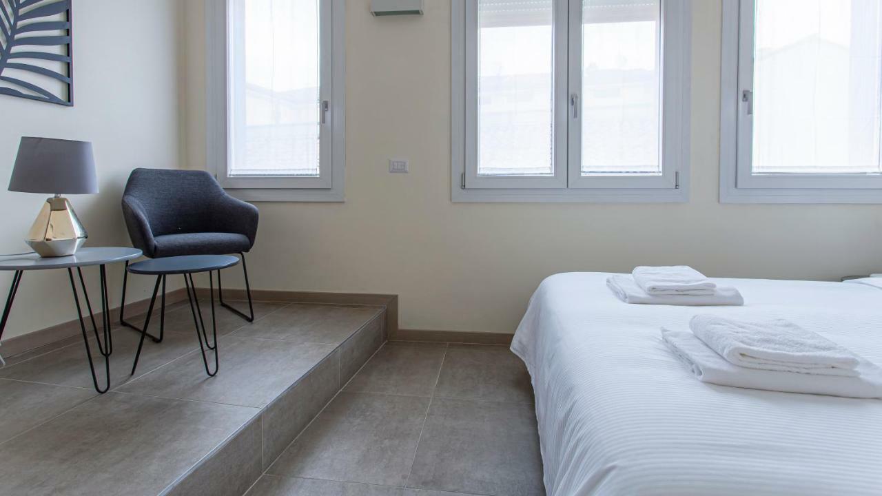 Erik Langer Pedrocchi Suites Padua Exterior foto